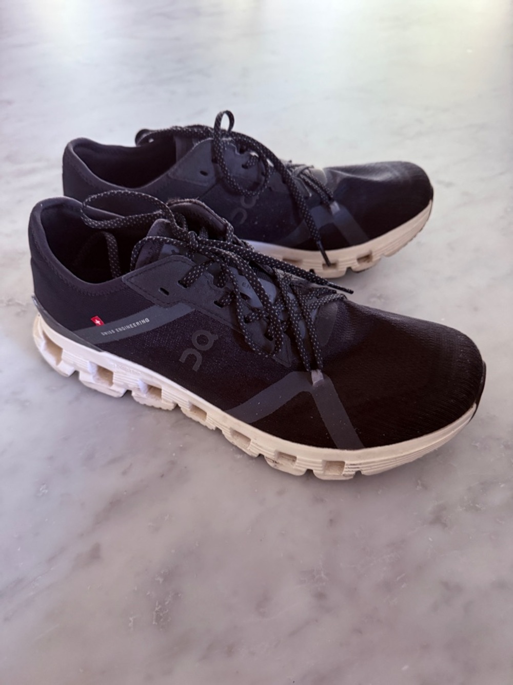 On Running Women’s Black and White Cloud-Style Athletic Sneakers